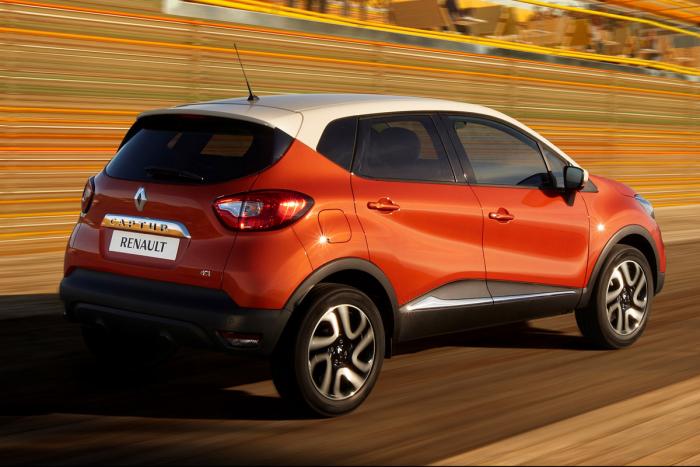 Renault Captur - spate