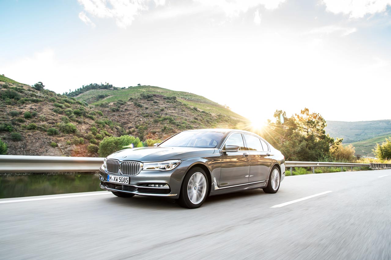 Bmw seria 7 pret nou