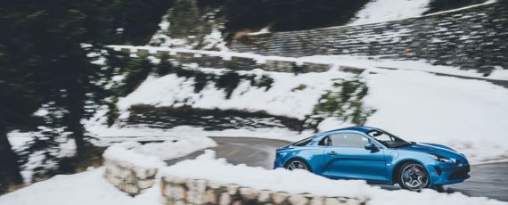 Alpine A110 - video