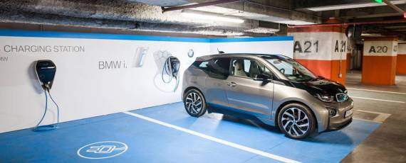 BMW - statii incarcare Baneasa Shopping City