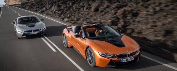 Noile BMW i8 Roadster și i8 Coupe facelift