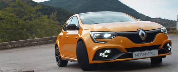 Renault Megane RS 2018 - 4CONTROL video