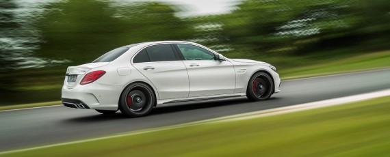 Noul Mercedes-AMG C 63 - video