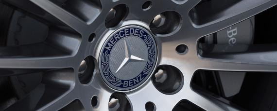 Mercedes-Benz logo