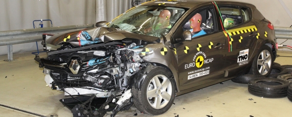 Noul Renault Megane - rezultate Euro NCAP 2014