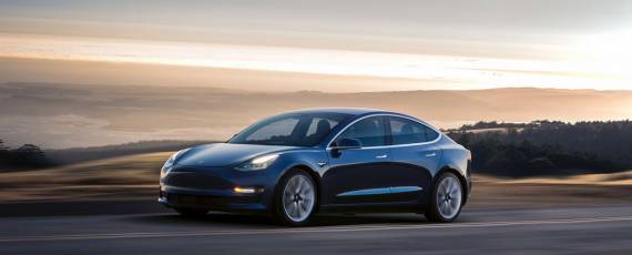 Tesla Model 3 - versiuni baterie