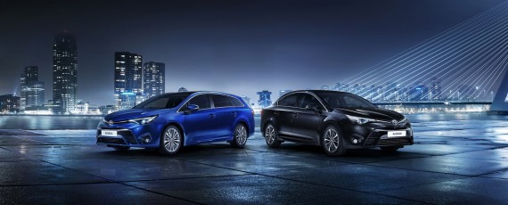 Noua Toyota Avensis 2015