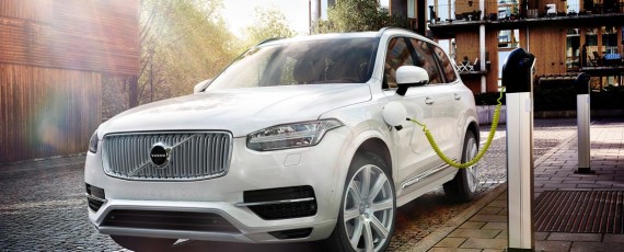  Noul Volvo XC90 T8 plug-in hibrid