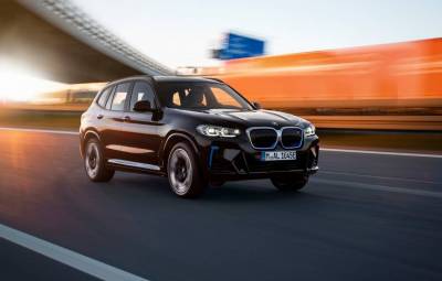 BMW iX3 facelift