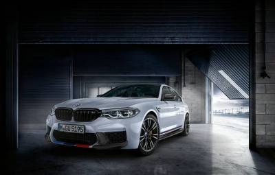 BMW M5 - M Performance