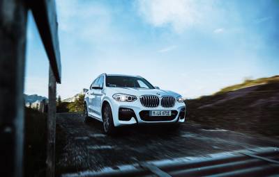 Noul BMW X3 xDrive30e