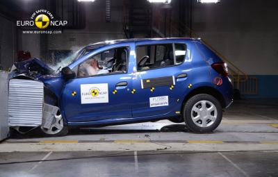 Dacia Sandero - 4 stele Euro NCAP 2013