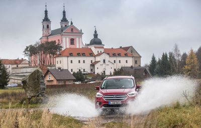 Ford Kuga facelift - preturi Romania