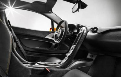 McLaren P1 - interior