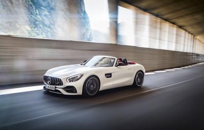 Noul Mercedes-AMG GT Roadster