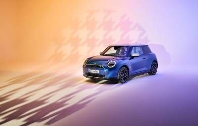 Noul MINI Cooper E