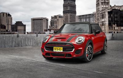 Noul MINI John Cooper Works