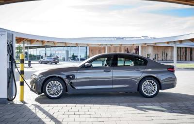 BMW 520e Sedan