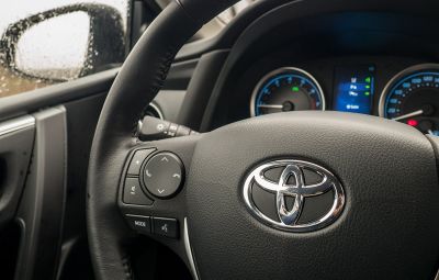 Toyota - rechemare service, airbaguri Takata