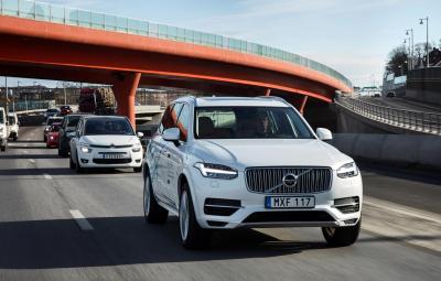Volvo - mașini autonome