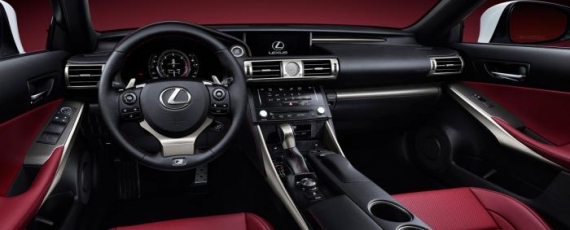 Lexus IS 300h F Sport - interior