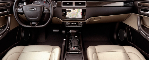 Qoros GQ3 - planşa de bord