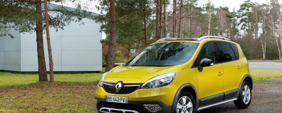 Renault Scenic XMODE - faţă
