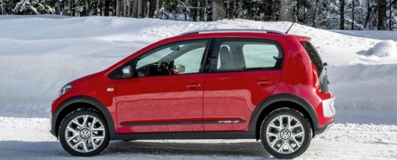 Volkswagen Cross up! - pe zăpadă