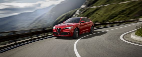 Alfa Romeo Stelvio (02)