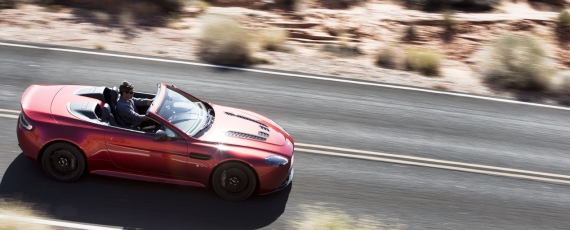 Noul Aston Martin V12 Vantage S Roadster (07)