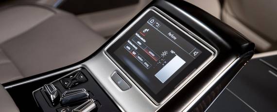 Noul Audi A8 - imagini teaser (13)