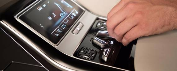Noul Audi A8 - imagini teaser (14)