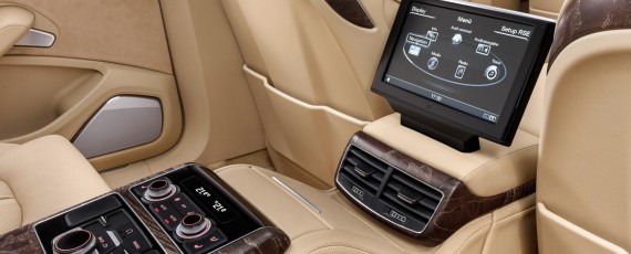 Audi A8 L extended (06)