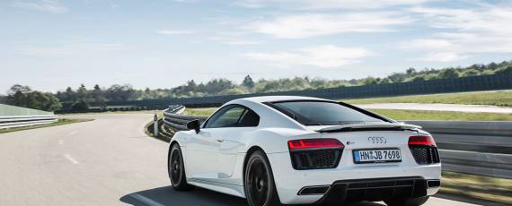 Audi R8 V10 RWS (03)