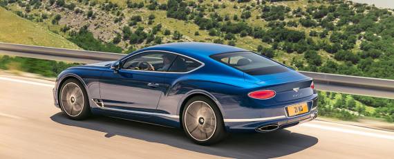 Bentley Continental GT 2018 (02)