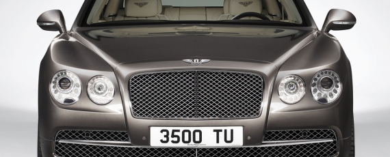 Noul Bentley Flying Spur - faţă