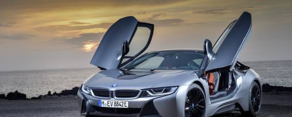 Noul BMW i8 Coupe facelift (01)