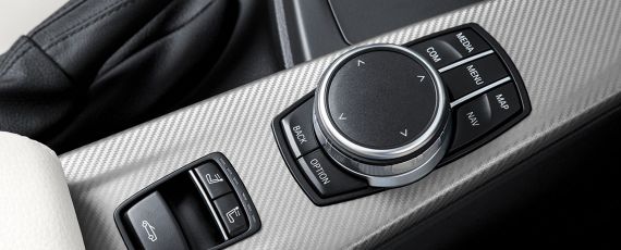 BMW Seria 4 facelift - interior (02)