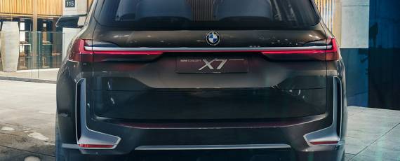 BMW X7 iPerformance Concept (02)