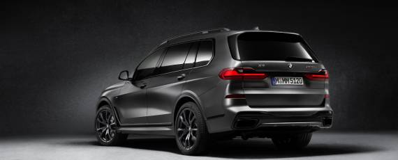 BMW X7 Edition Dark Shadow (02)