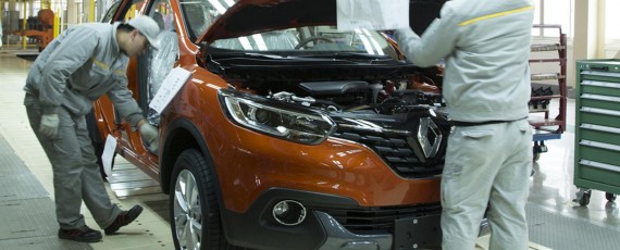 Renault - fabrica in China (04)