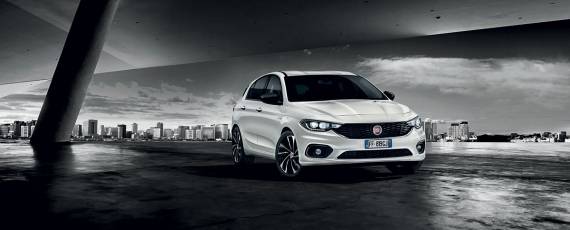 Fiat Tipo S-Design - Hatchback (04)