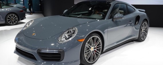 Porsche 911 Turbo S (01)