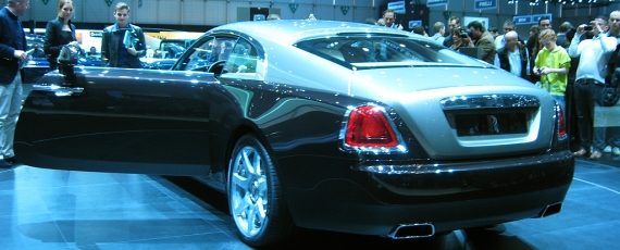 Rolls Royce Wraith - lateral spate stanga