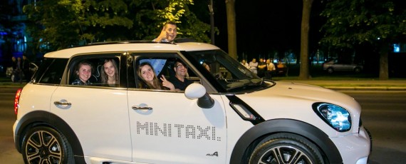 MINI TAXI - Noaptea Muzeelor 2015 (04)