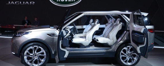 Salonul Auto de la New York 2014 - Land Rover Discovery Vision Concept 04