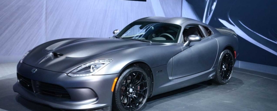 Salonul Auto de la New York 2014 - SRT Time Attack Carbon Special Edition Viper GTS