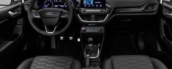 Noul Ford Fiesta 2017 - interior (01)