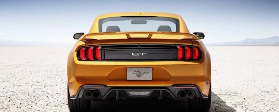 Ford Mustang facelit 2018 (03)