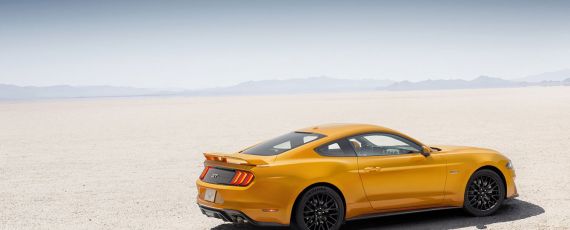 Ford Mustang facelit 2018 (02)